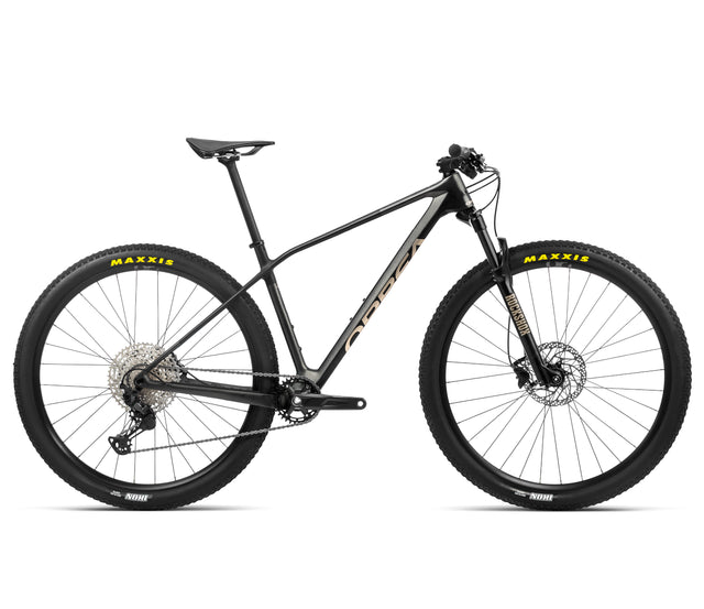 ALMA M50 - Powder Black - Black (Matt)