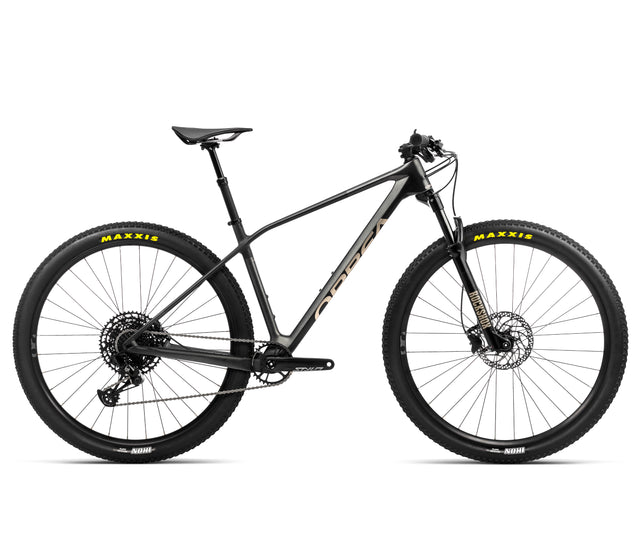 ALMA M51 - Powder Black - Black (Matt)