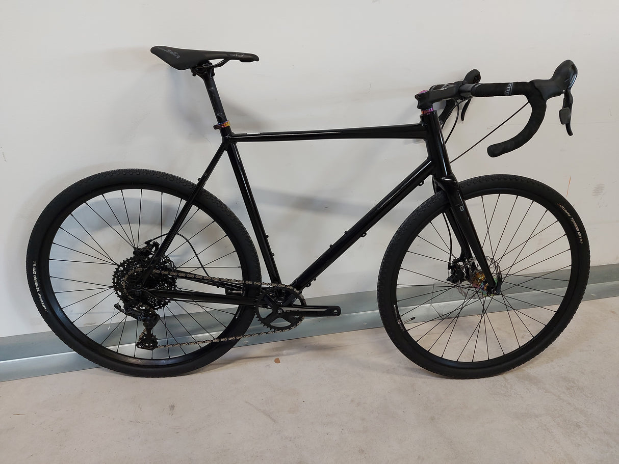 Gridd 2  - Black