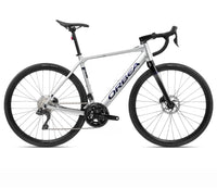 GAIN D30i Metallic Silver (Matt) - Black (Gloss)