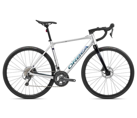 GAIN D40 - Metallic Silver (Matt) - Black (Gloss)