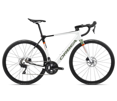 GAIN M30 - White Chic - Metallic Green Artichoke (Gloss)