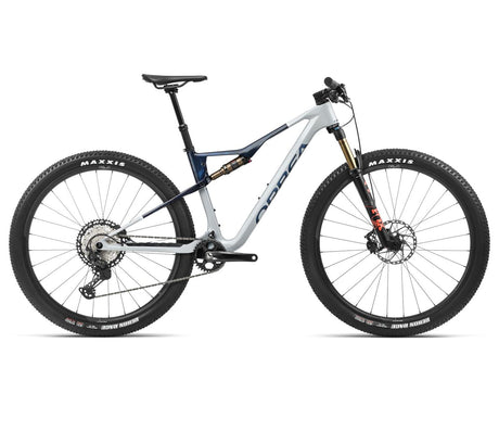 OIZ M10 Halo Silver - Blue Carbon View (Gloss)