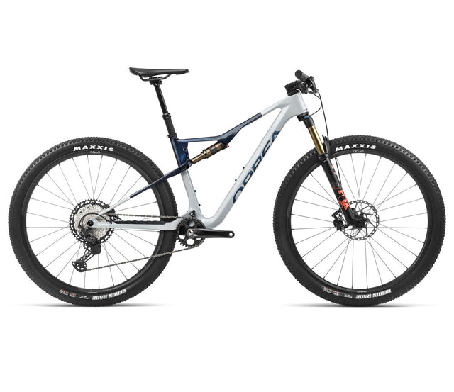 OIZ M10 Halo Silver - Blue Carbon View (Gloss)