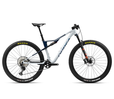 OIZ M30 - Halo Silver - Blue Carbon View (Gloss)