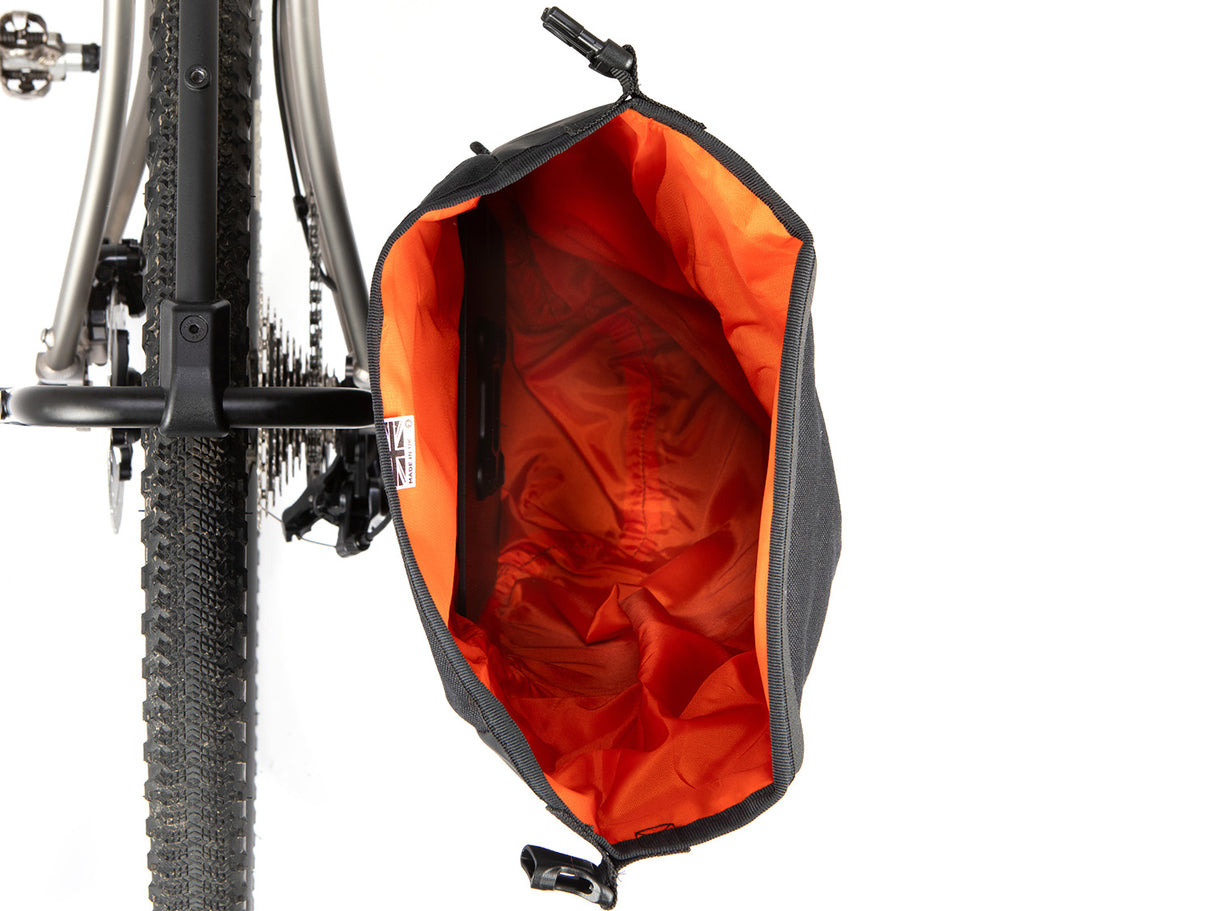 Switch Pannier, 10L - Black