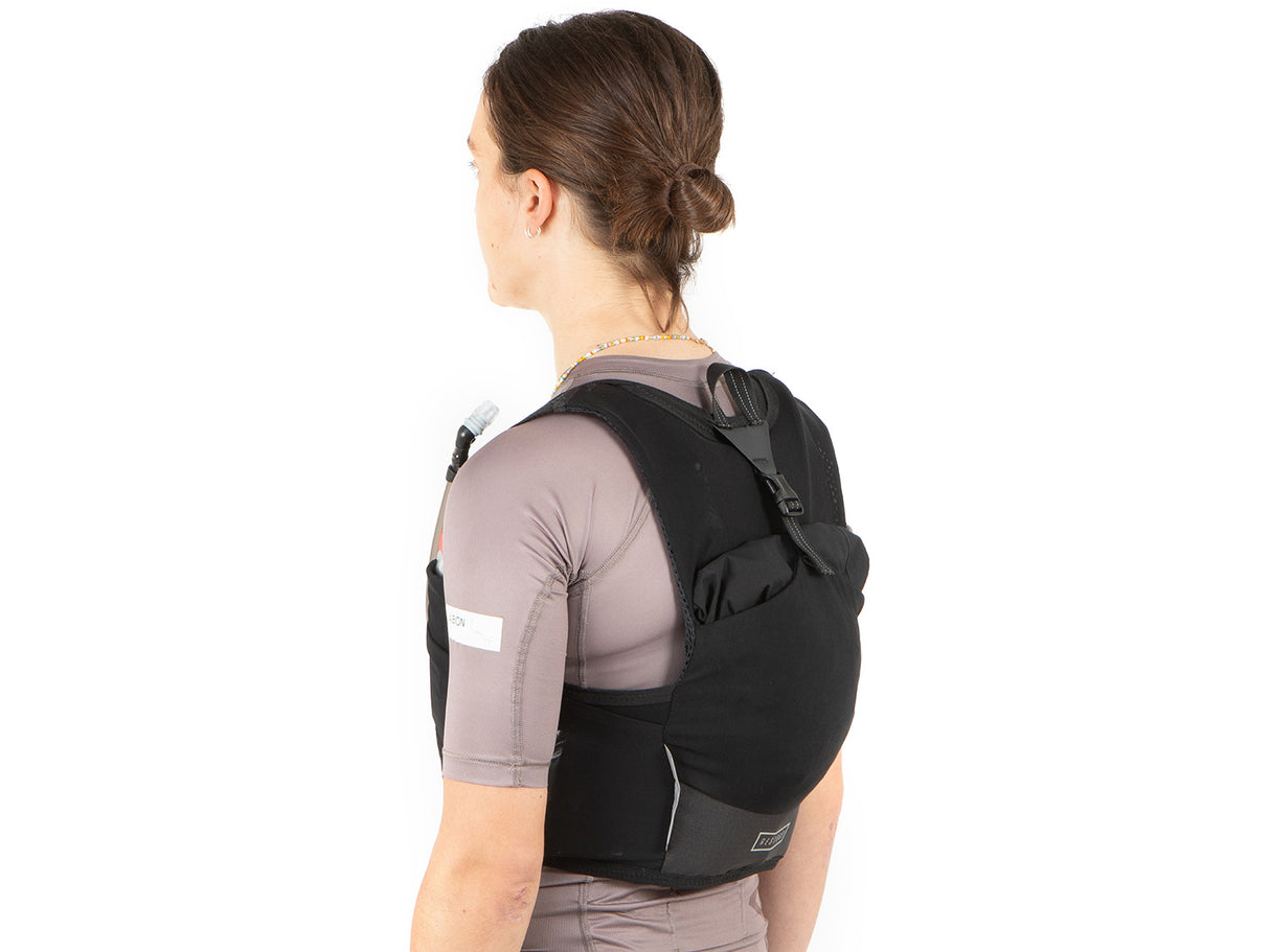 Lightweight Race Hydration Vest - black