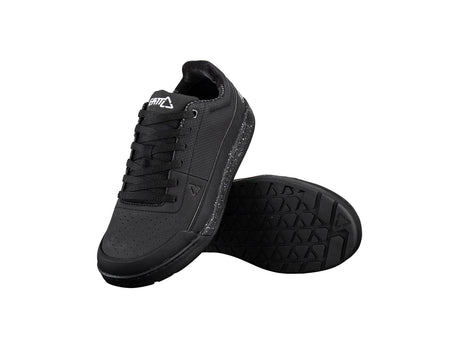 Schuh 2.0 Flat Shoe Black