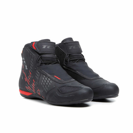 Schuhe R04D WP schwarz-rot