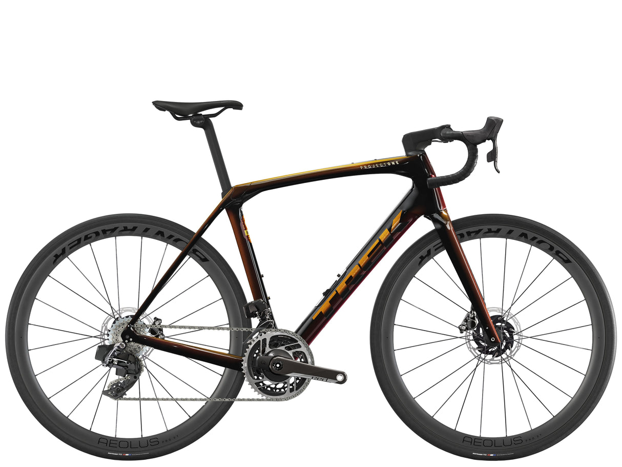 Domane SLR 8 AXS Gen 4 - Axinite Flip/Trek Black