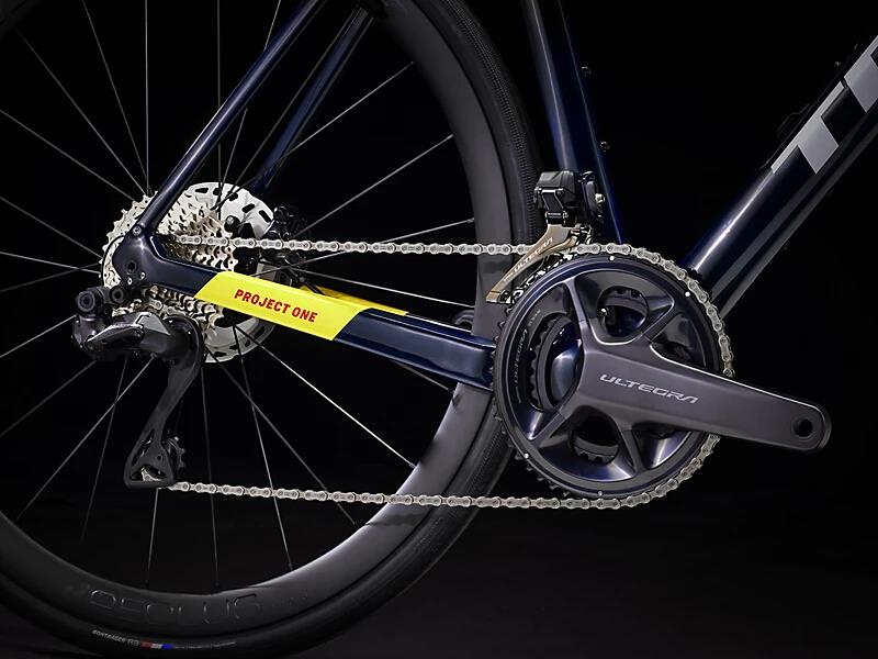 Domane SLR 7 Gen 4 Metallic Red Smoke to Blue Smoke Fade