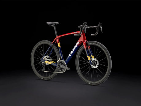 Domane SLR 7 Gen 4 Metallic Red Smoke to Blue Smoke Fade
