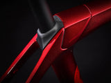 Domane SLR 7 Gen 4 Metallic Red Smoke to Red Carbon Smoke