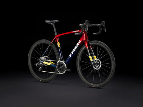 Domane SLR 7 eTap Gen 4 Metallic Red Smoke to Blue Smoke Fade