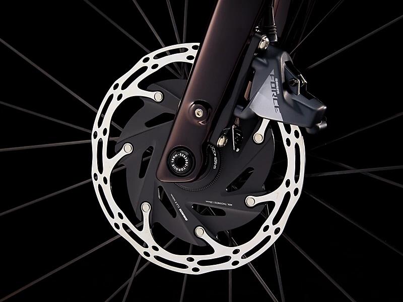 Domane SLR 7 eTap Gen 4 Metallic Red Smoke to Red Carbon Smoke