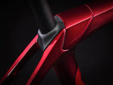 Domane SLR 7 eTap Gen 4 Metallic Red Smoke to Red Carbon Smoke