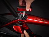 Domane SLR 9 Gen 4 Metallic Red Smoke to Red Carbon Smoke