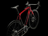Emonda SLR 6 eTap Metallic Red Smoke to Red Carbon Smoke