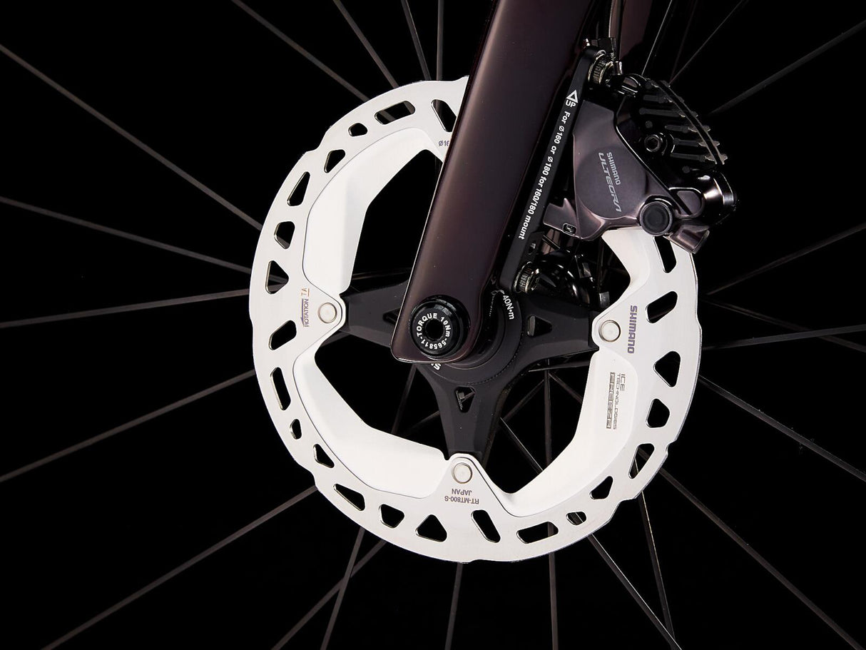 Emonda SLR 7 Metallic Red Smoke to Red Carbon Smoke