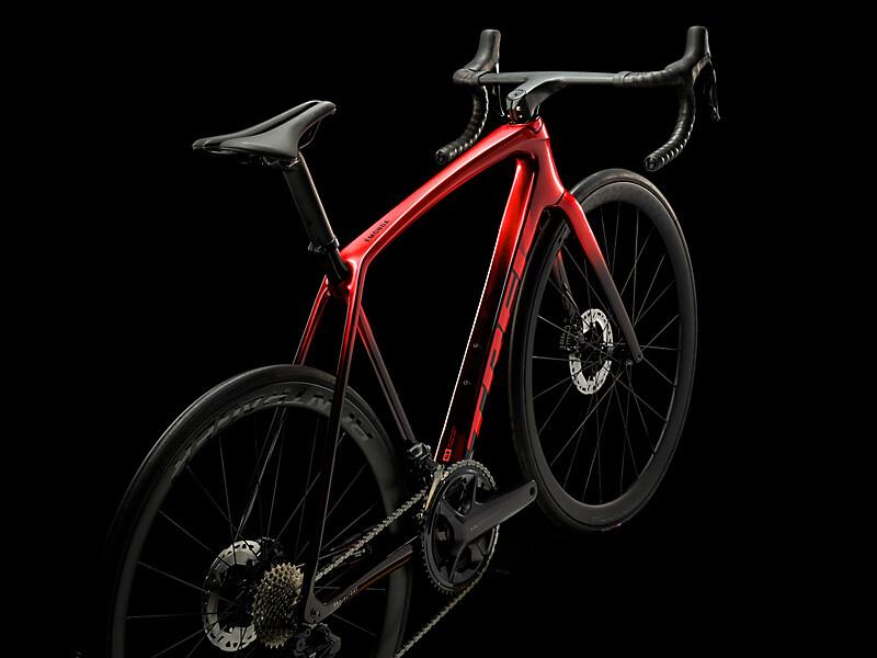 Emonda SLR 7 Metallic Red Smoke to Red Carbon Smoke
