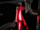 Emonda SLR 7 Metallic Red Smoke to Red Carbon Smoke