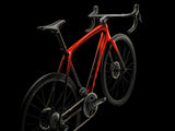 Emonda SLR 7 eTap Metallic Red Smoke to Red Carbon Smoke