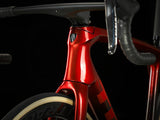 Emonda SLR 9 eTap Metallic Red Smoke to Red Carbon Smoke