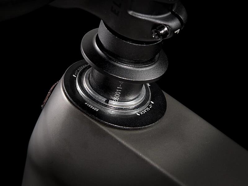 Fuel EX 8 Gen 6 Galactic Grey to Black Fade