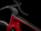 Madone SLR 9 Gen 7 Metallic Red Smoke to Red Carbon Smoke