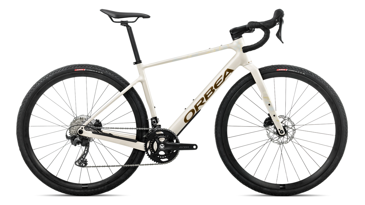 Terra H30 - Ivory White/Metallic Olive Green (Gloss)