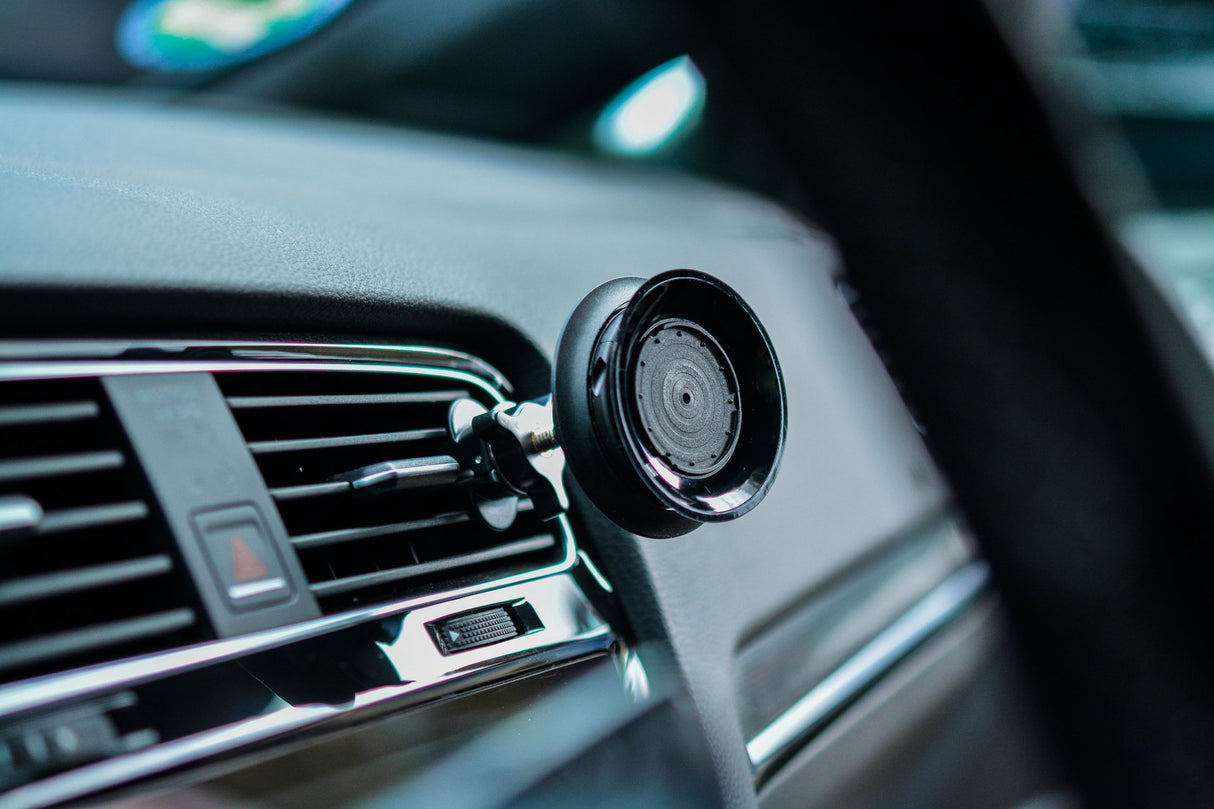 VACUUM car vent base