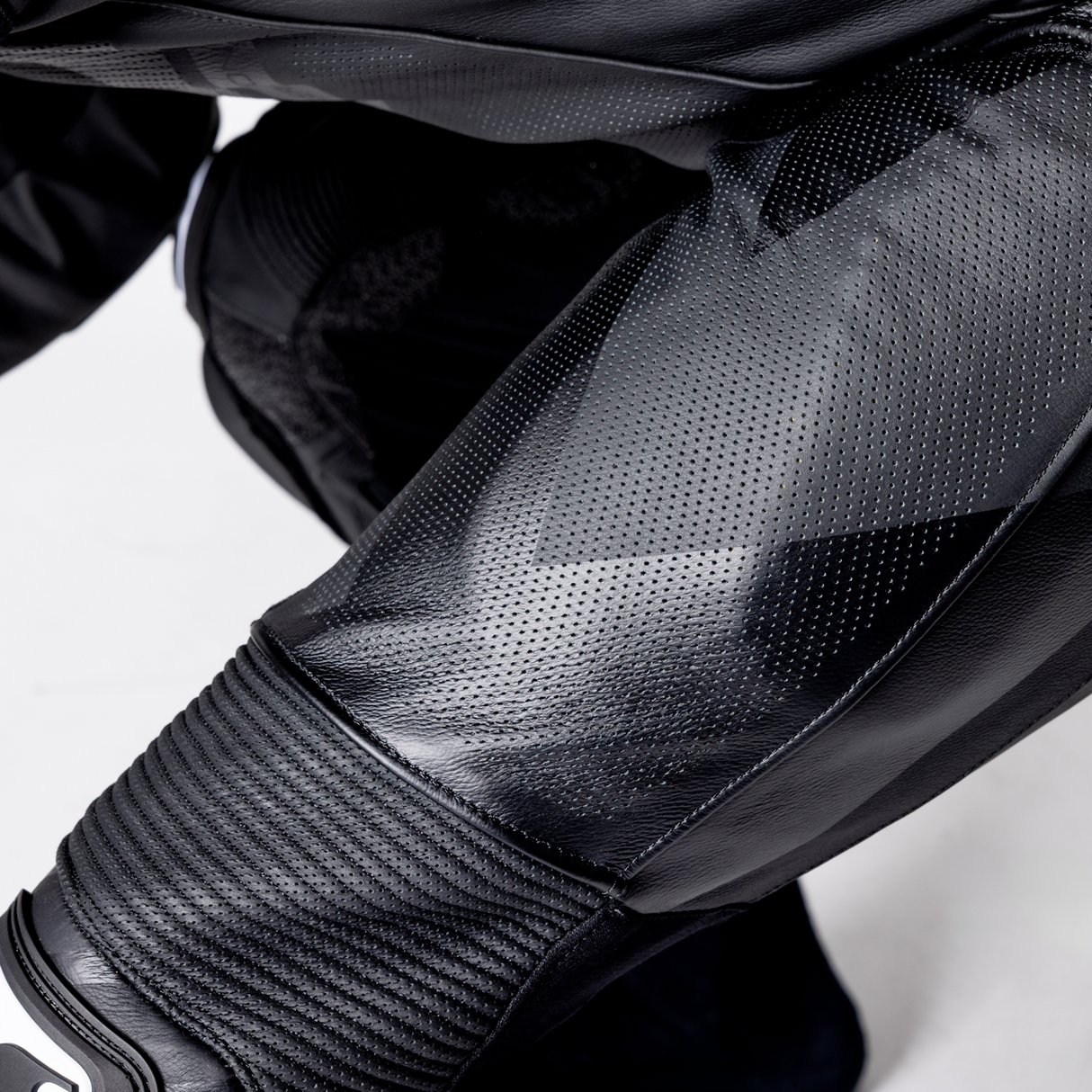 iXS-Ace 1.0 Lederkombi Einteiler - schwarz-24