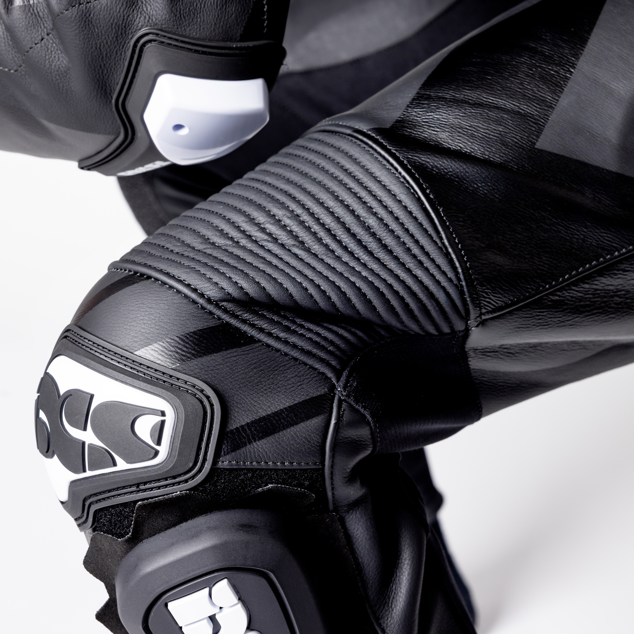 iXS-Ace 1.0 Lederkombi Zweiteiler - schwarz-37