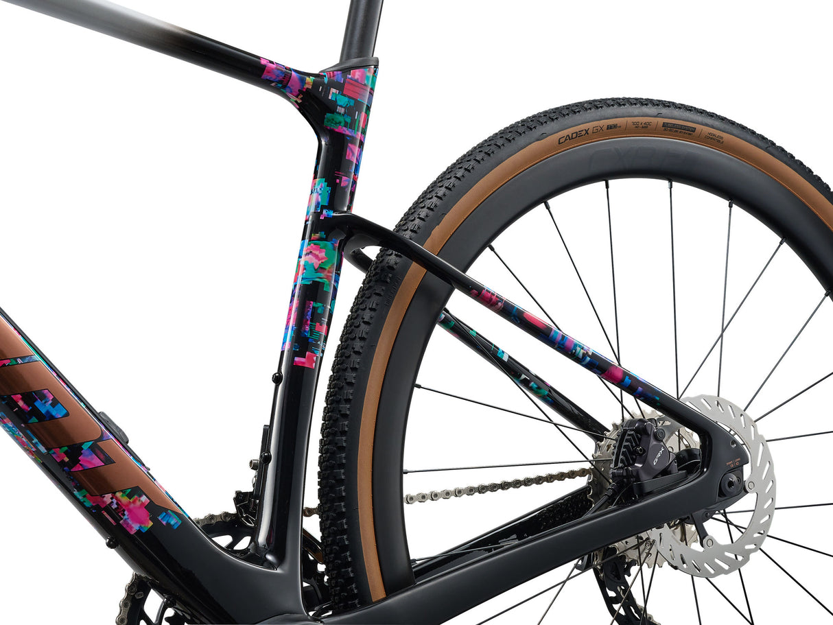 Revolt Advanced 0 SE - Radio Spectrum