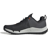 Trail Cross XT - Core Black / Cloud White / Grey Six