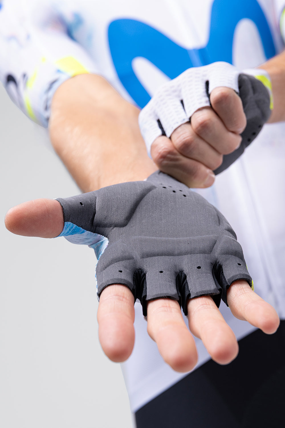 Gloves Short Viper - Movistar Team 26