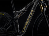 OIZ M LTD - Carbon Raw-Metallic Gold (matt)