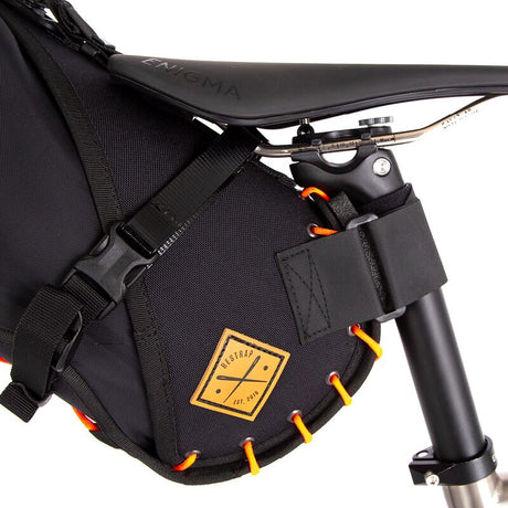 Satteltasche mit Drybag 8 L - Orange